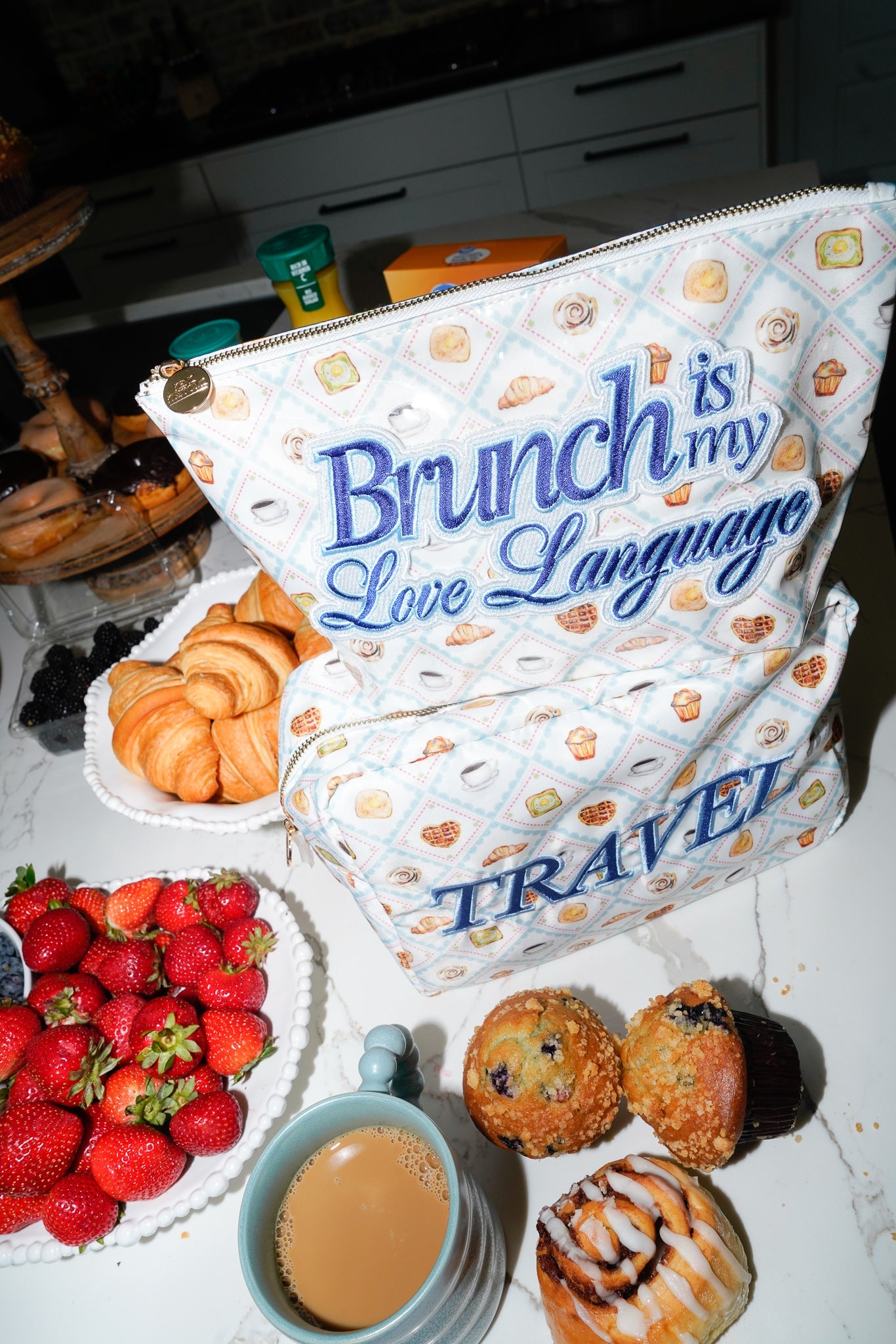 Travel XL - Blue Breakfast